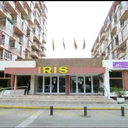 Iris Vistas